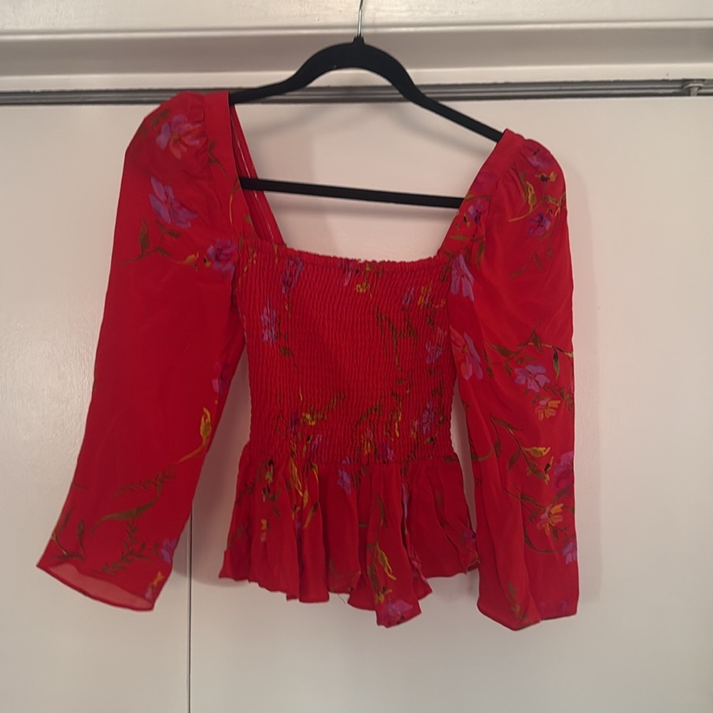 NWOT Lovers + Friends Smocked Faye Floral Puff Sleeve Top - Picture 5 of 11